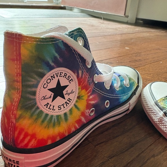 Colorful Tie-Dye High-Top Kids Shoes - Picture 6 of 6